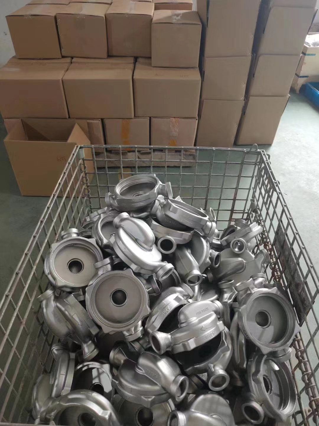 Pump cover impeller housing